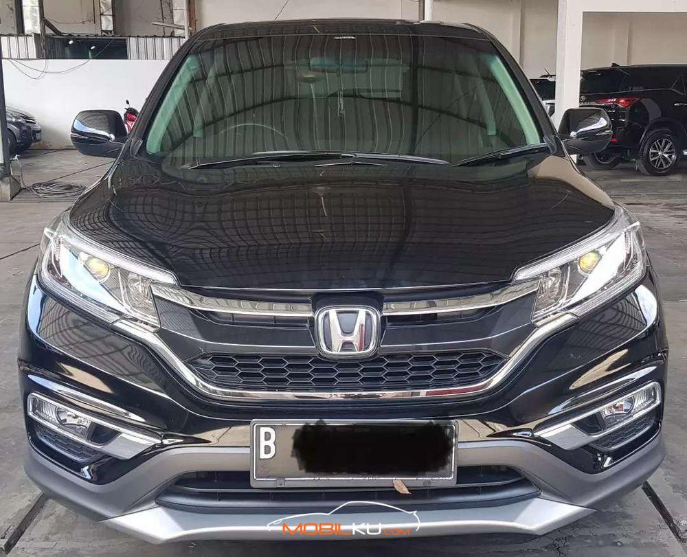 Mobil Honda CR-V 2017