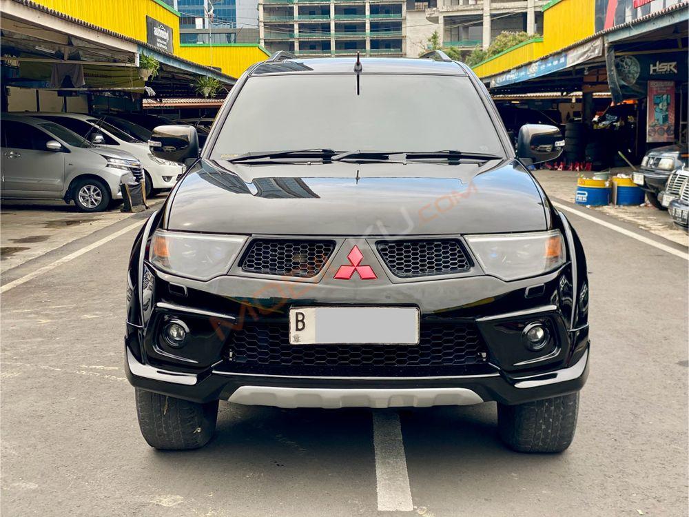 Mobil Mitsubishi Pajero Sport 2013