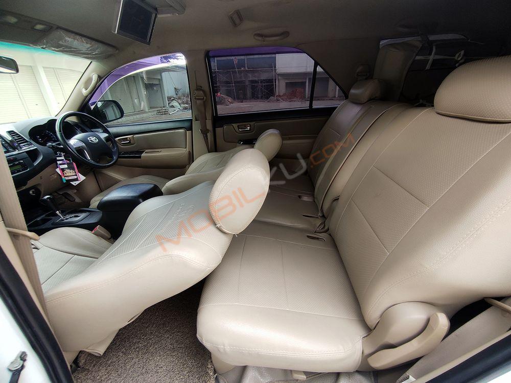 Mobil Toyota Fortuner 2014