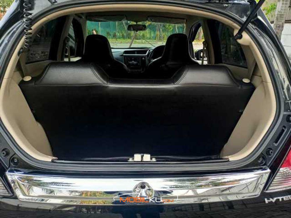 Mobil Honda Brio 2017
