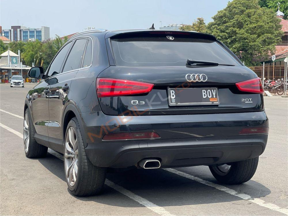 Mobil Audi Q3 2014