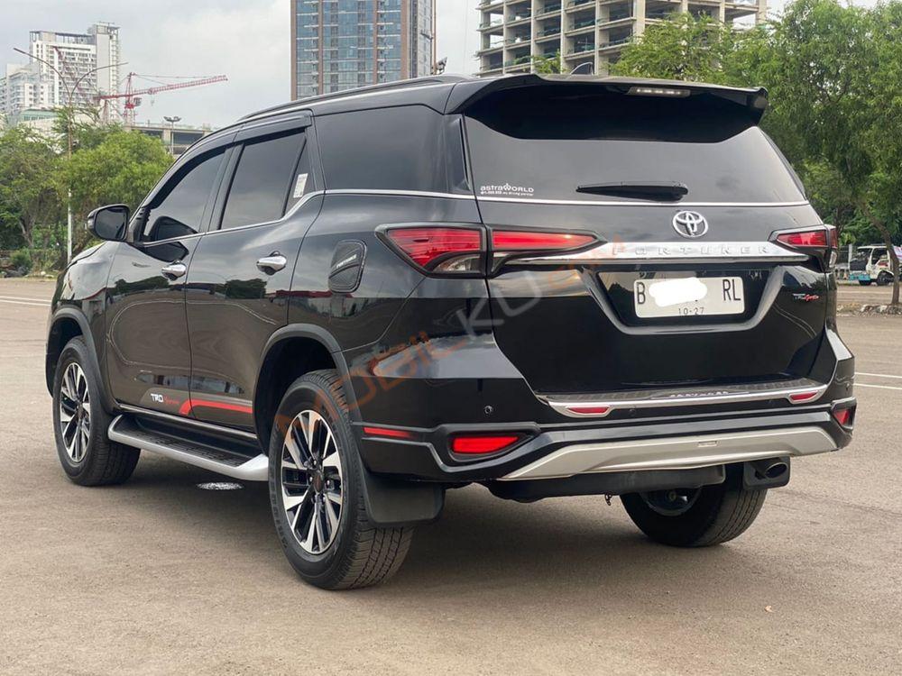 Mobil Toyota Fortuner 2017