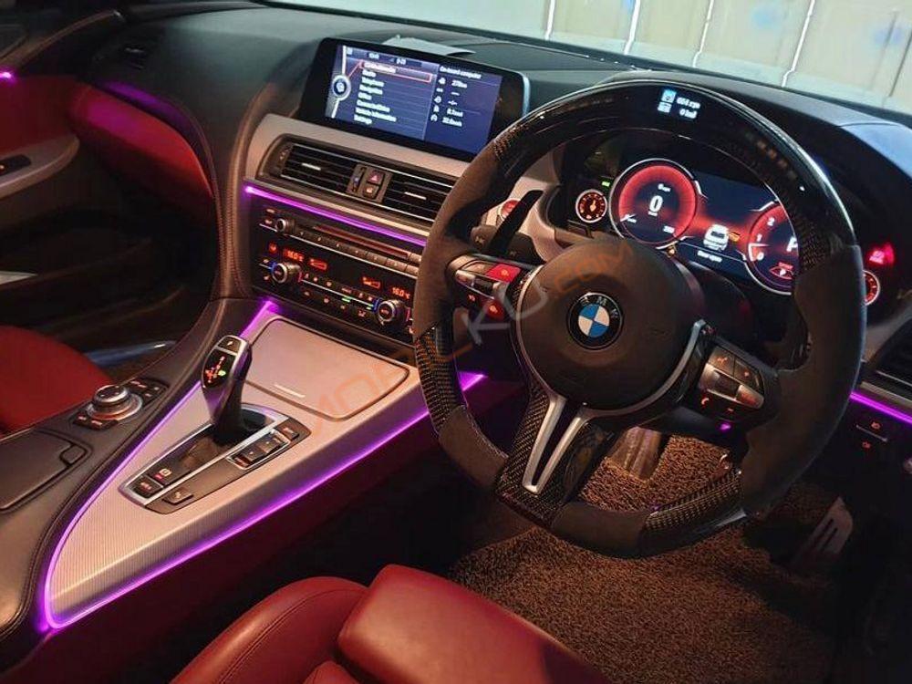 Mobil BMW 6 Series 2012