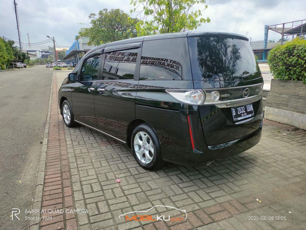 Mobil Mazda Biante 2015