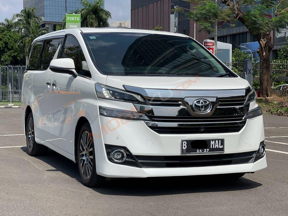 Mobil Toyota Vellfire 2017