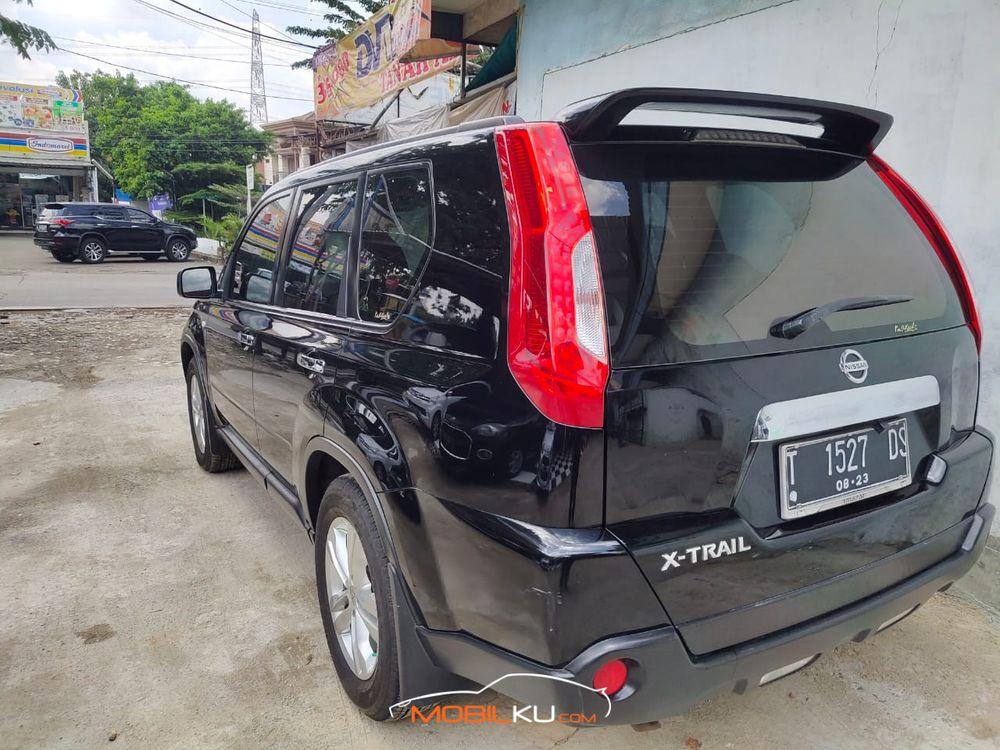 Mobil Nissan X-Trail 2013