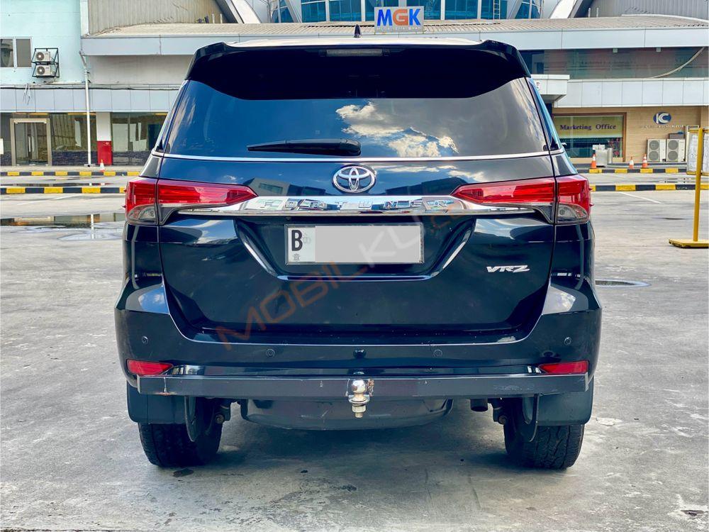 Mobil Toyota Fortuner 2018