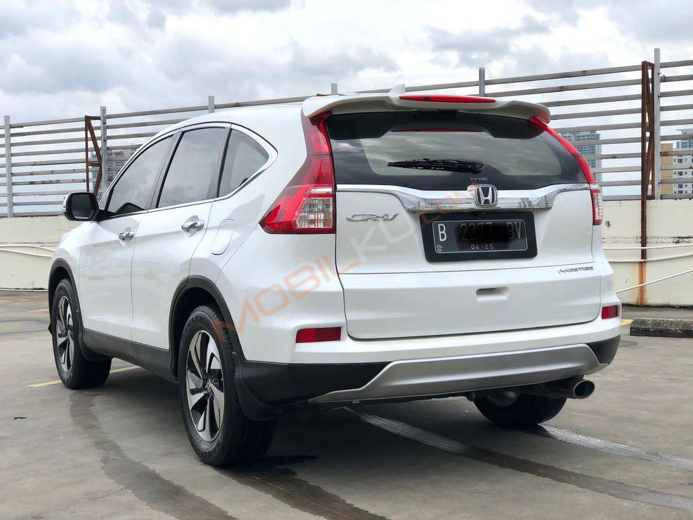 Mobil Honda CR-V 2015