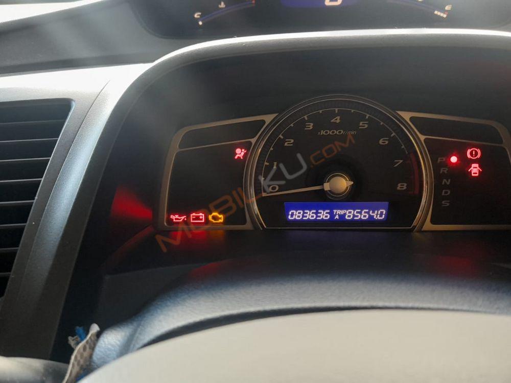 Mobil Honda Civic Sedan 2006