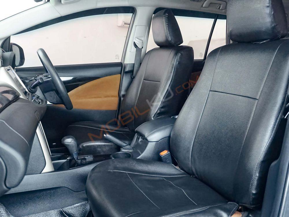 Mobil Toyota Kijang Innova 2017