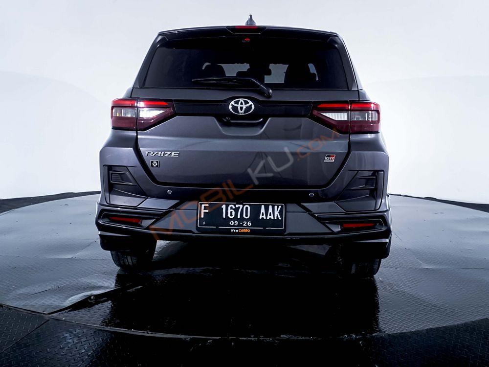Mobil Toyota Raize 2021
