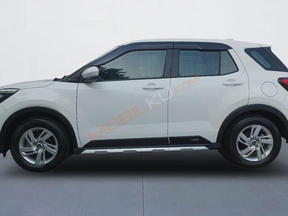 Mobil Daihatsu Rocky 2021