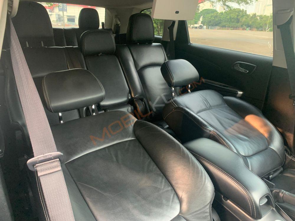 Mobil Dodge Journey 2014