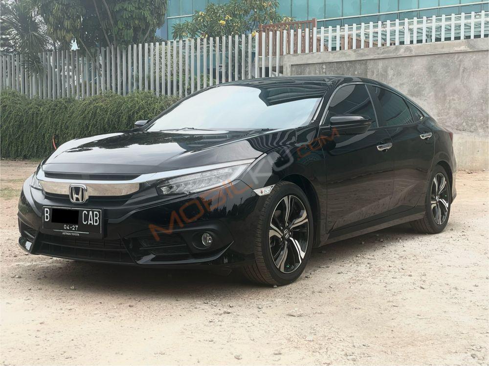 Mobil Honda Civic Sedan 2017