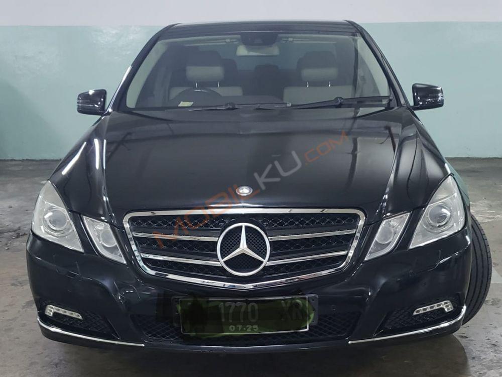 Mobil Mercedes-Benz E-Class 2010