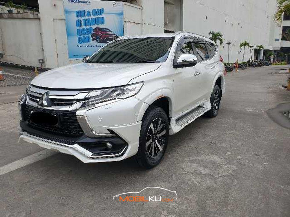 Mobil Mitsubishi Pajero Sport 2019