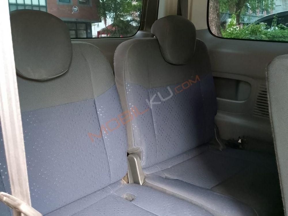 Mobil Nissan Evalia 2013