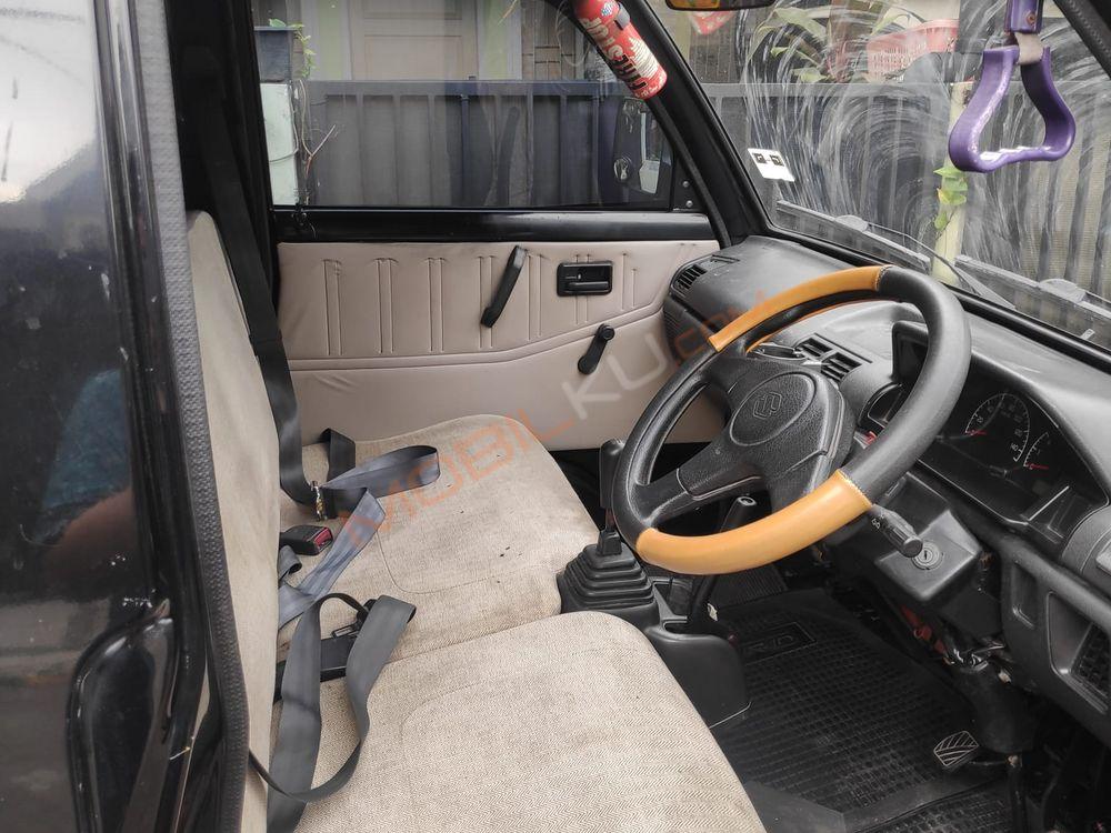 Mobil Suzuki Carry 2019