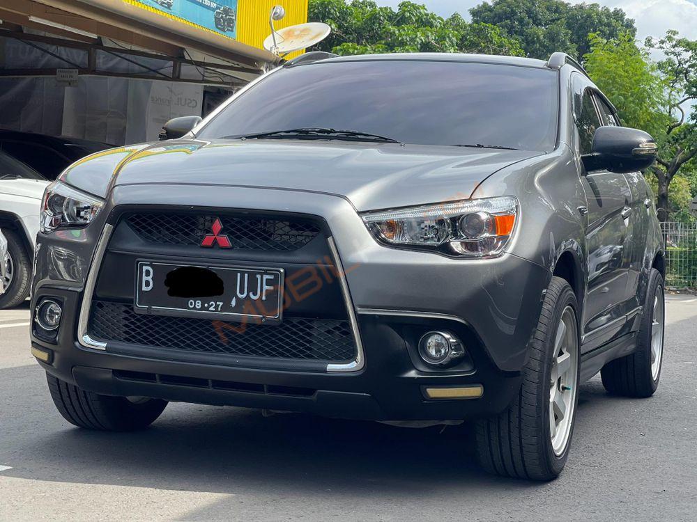 Mobil Mitsubishi Outlander Sport 2012