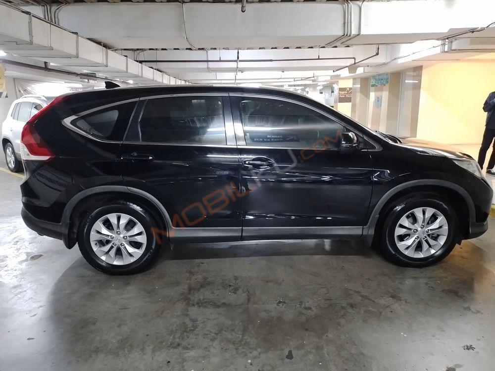 Mobil Honda CR-V 2013
