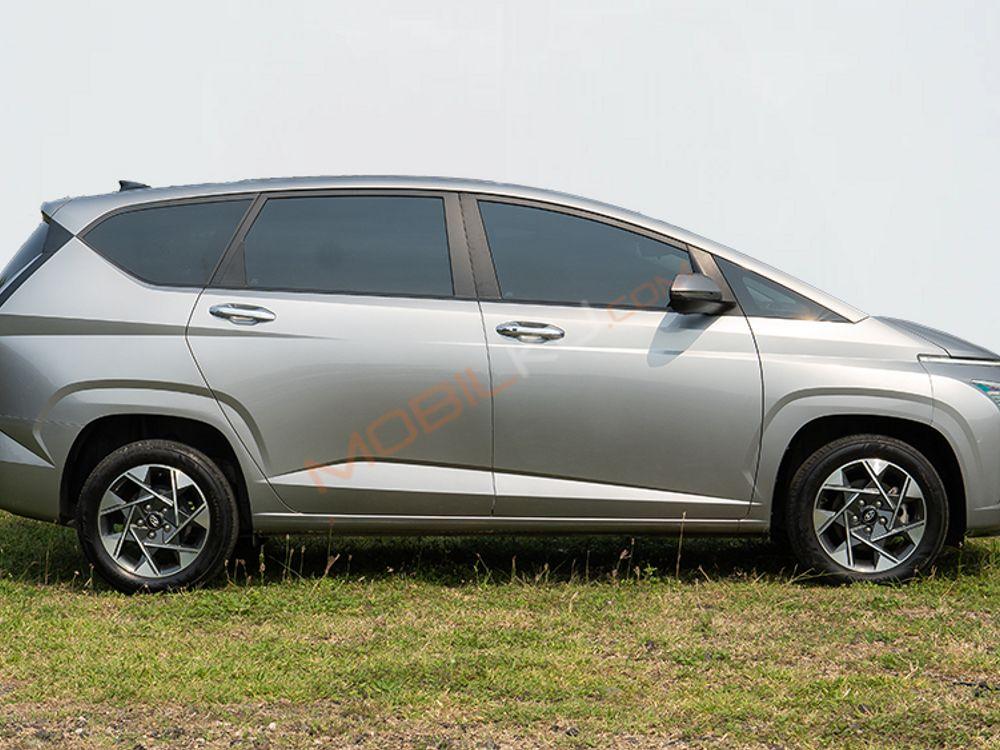 Mobil Hyundai Stargazer 2022