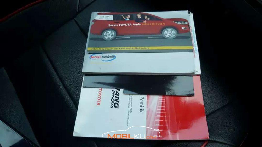 Mobil Toyota Kijang Innova 2017