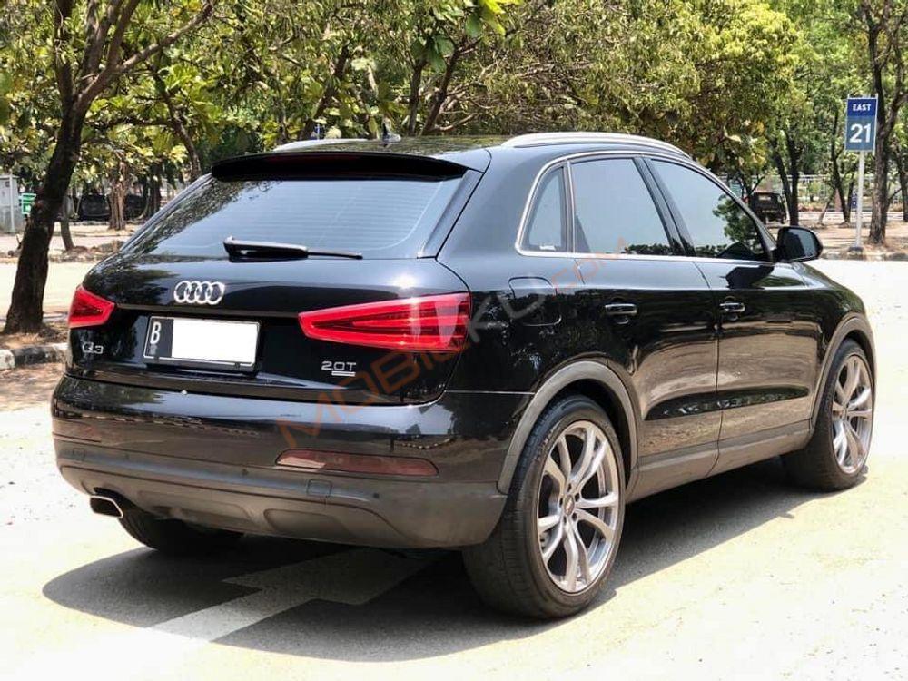 Mobil Audi Q3 2014