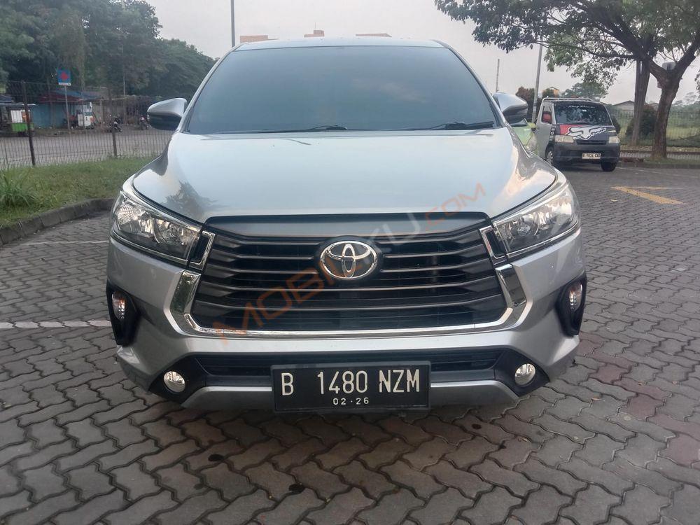 Mobil Toyota Kijang Innova 2021