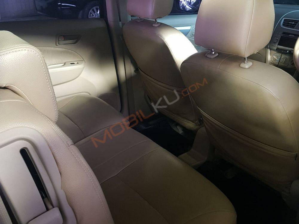 Mobil Suzuki Ertiga 2013