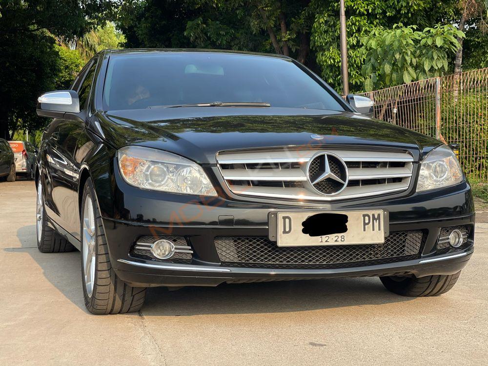 Mobil Mercedes-Benz C-Class 2008