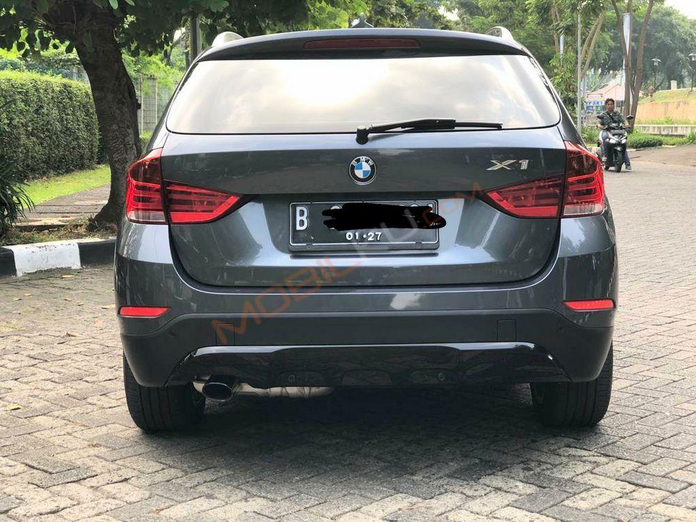 Mobil BMW X1 2015