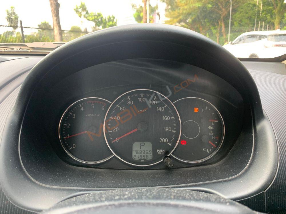 Mobil Mitsubishi Pajero Sport 2015