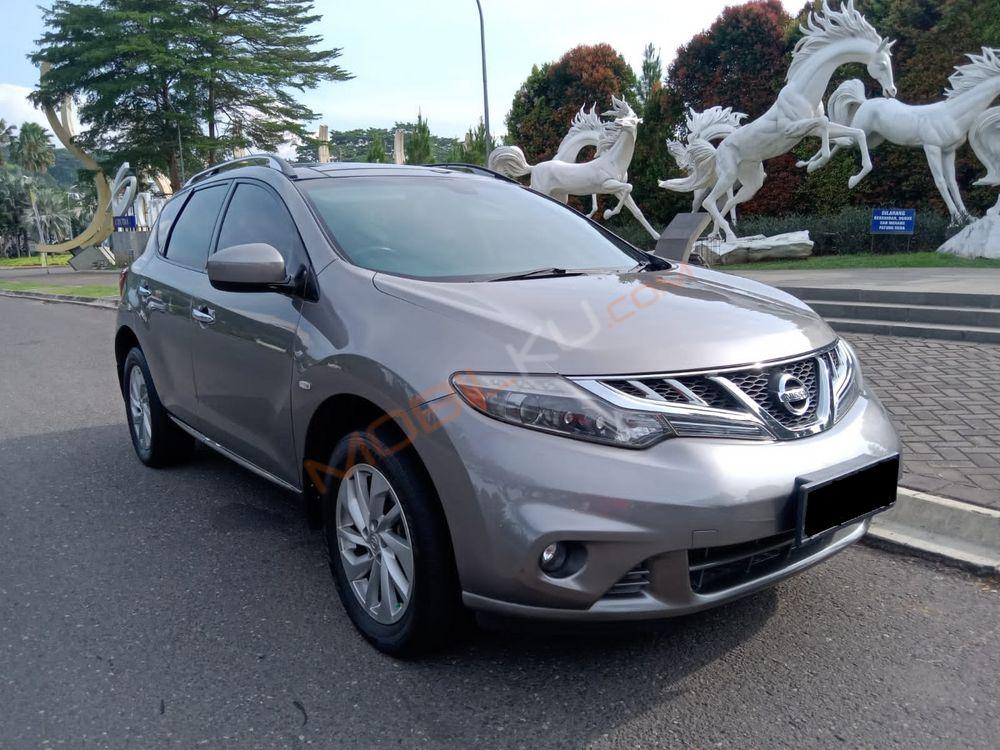 Mobil Nissan Murano 2012