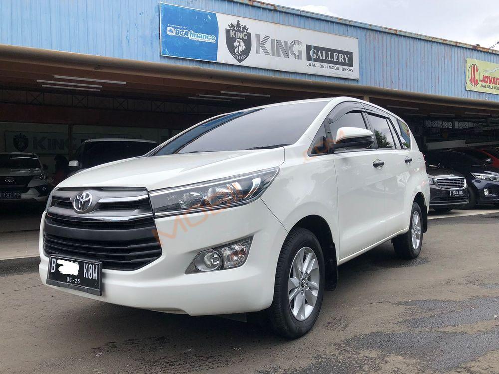 Mobil Toyota Kijang Innova 2020