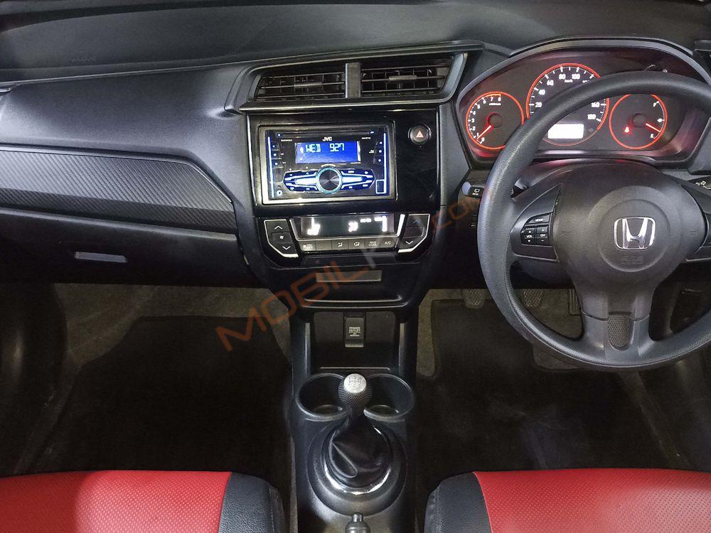 Mobil Honda Brio 2018