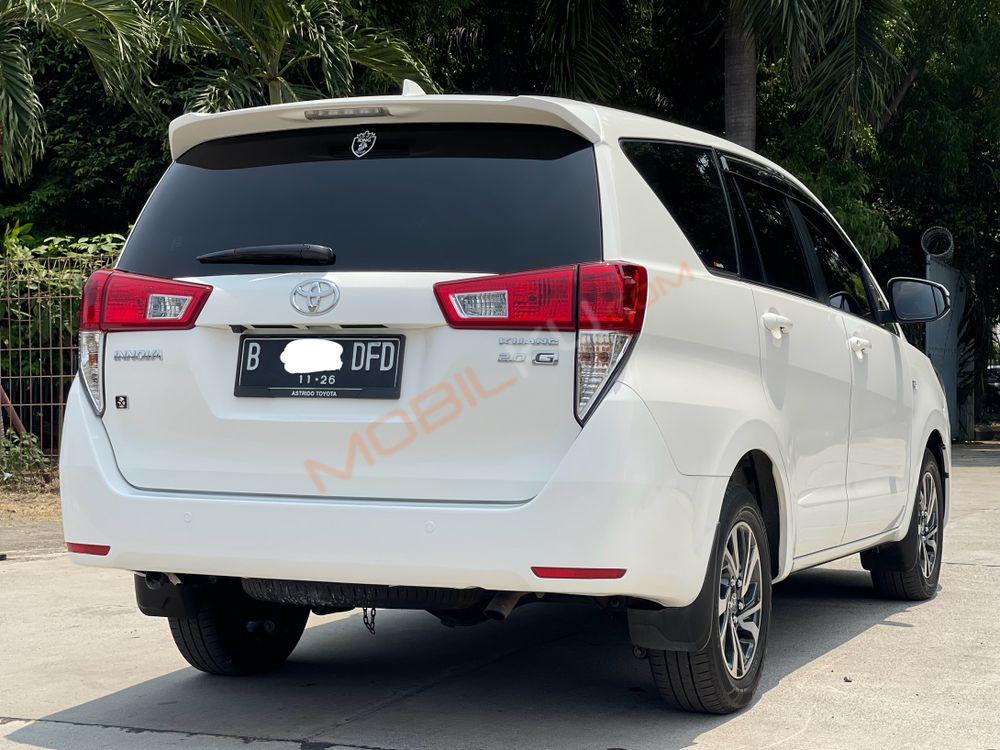 Mobil Toyota Kijang Innova 2021