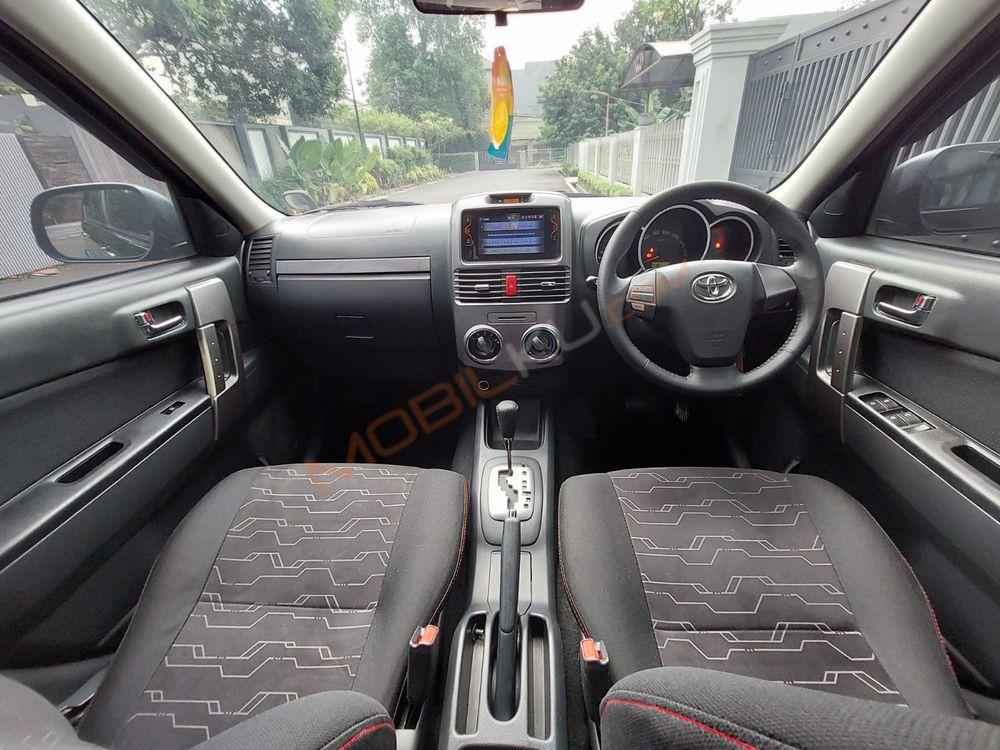 Mobil Toyota Rush 2015