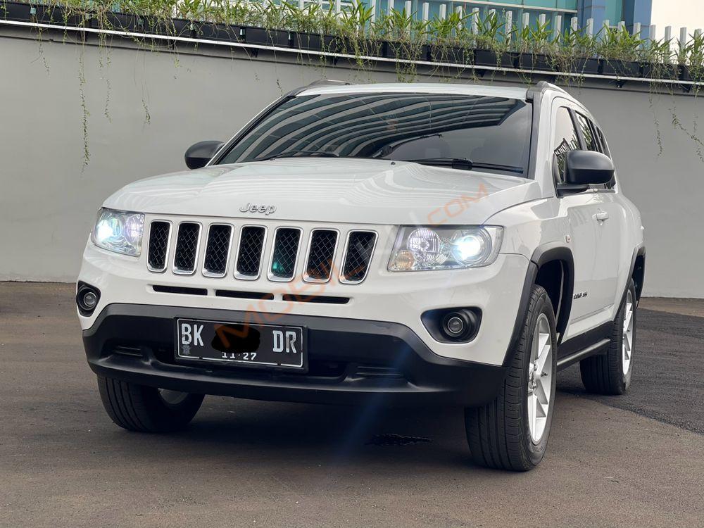 Mobil Jeep Compass 2013