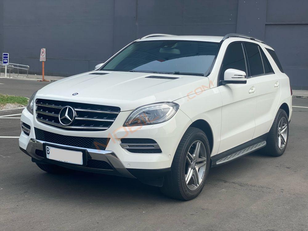 Mobil Mercedes-Benz ML 2015