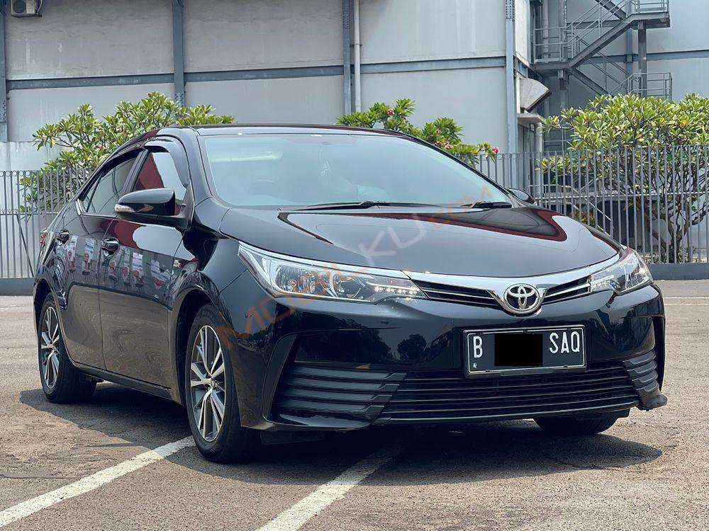 Mobil Toyota Corolla 2018
