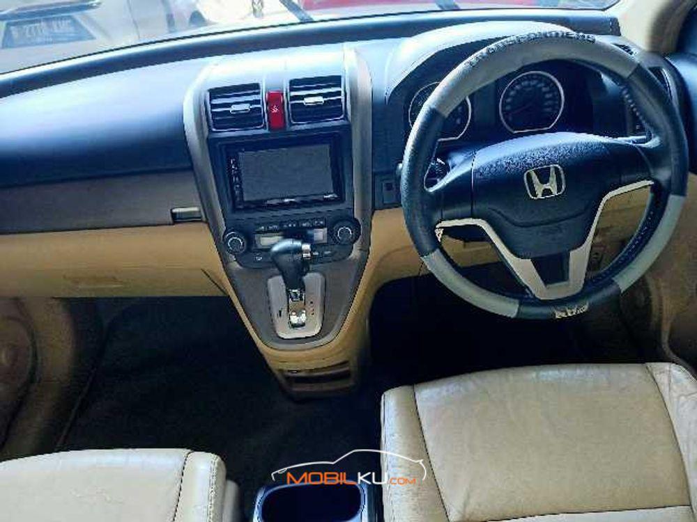 Mobil Honda CR-V 2009