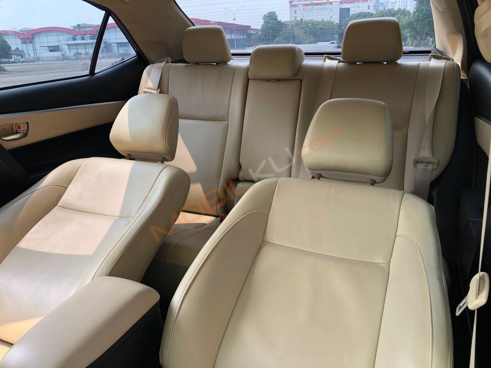 Mobil Toyota Corolla 2018