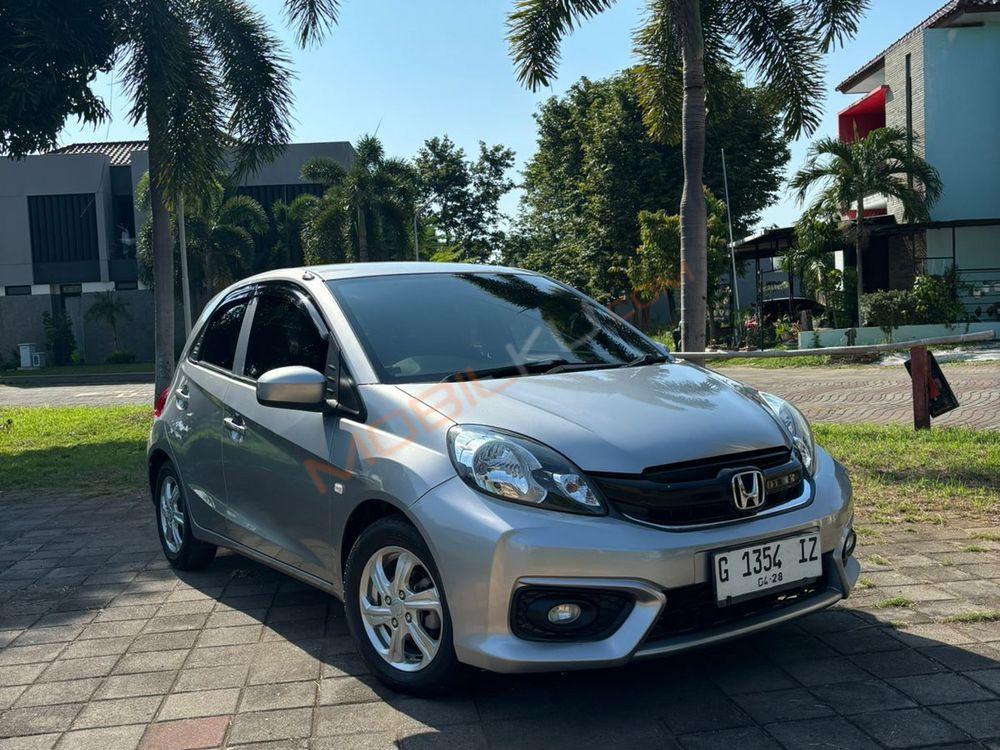 Mobil Honda Brio 2017