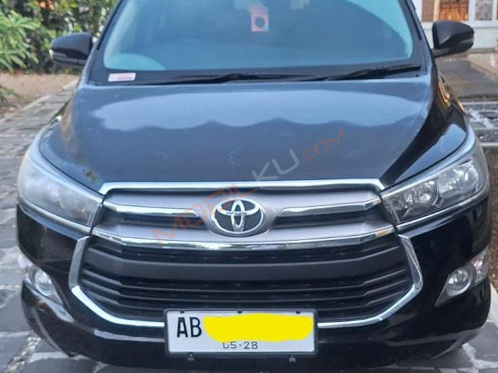 Mobil Toyota Kijang Innova 2018