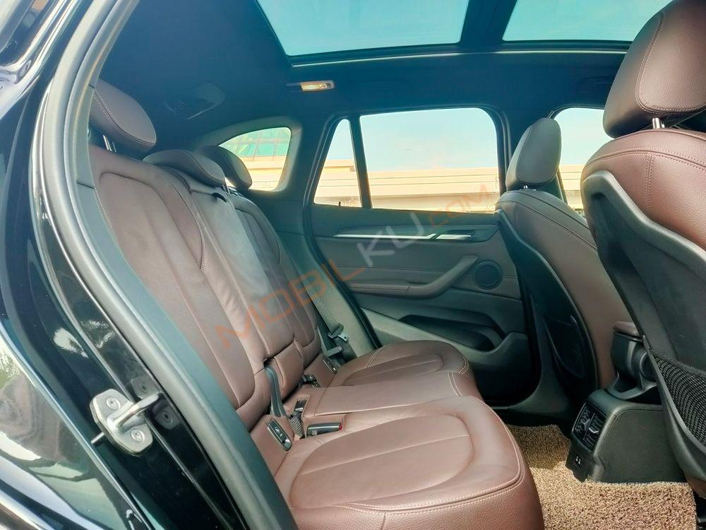 Mobil BMW X1 2019