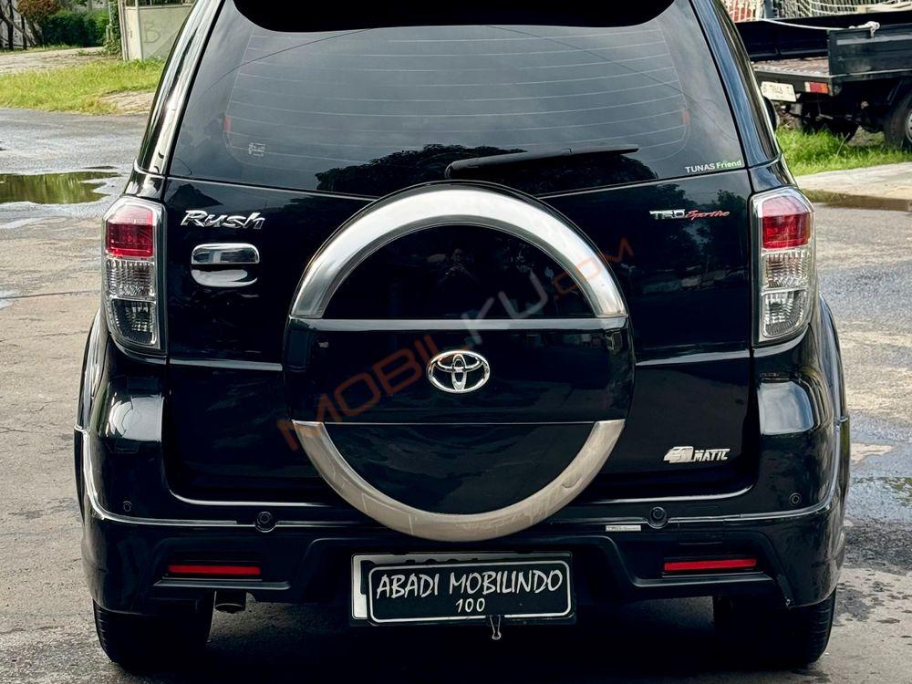 Mobil Toyota Rush 2014