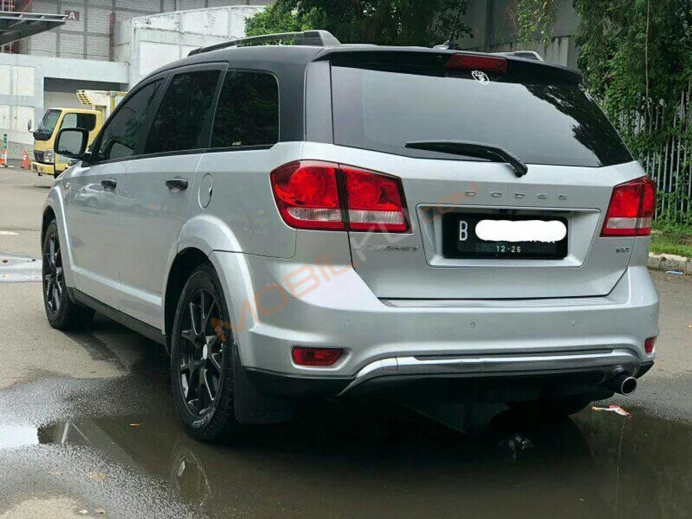 Mobil Dodge Journey 2014
