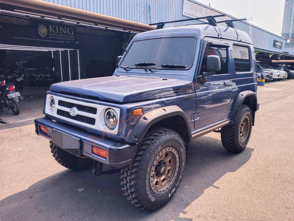 Mobil Suzuki Katana 2005