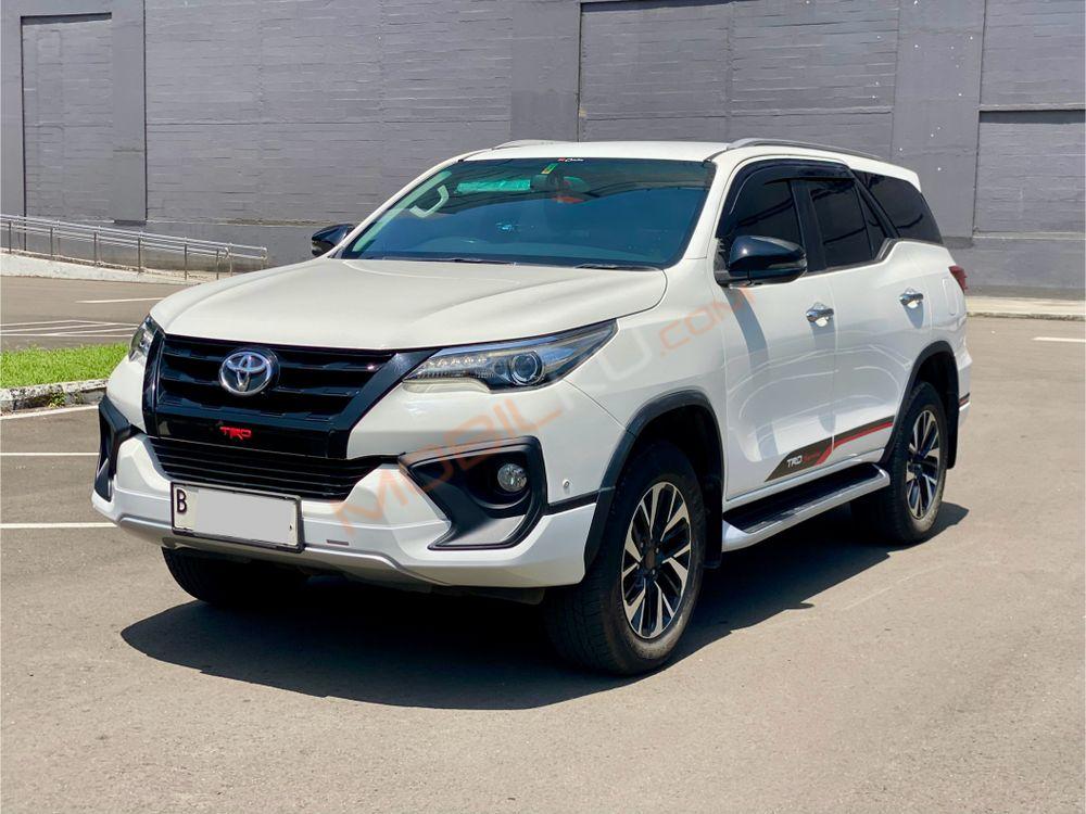 Mobil Toyota Fortuner 2018