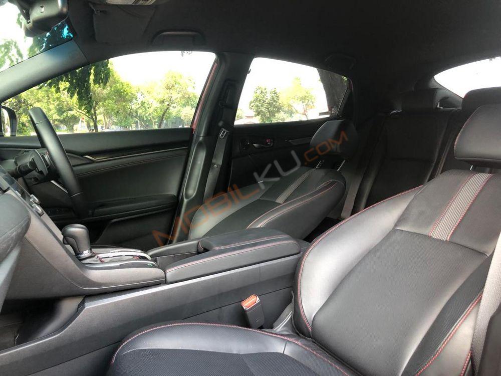Mobil Honda Civic Hatchback 2021